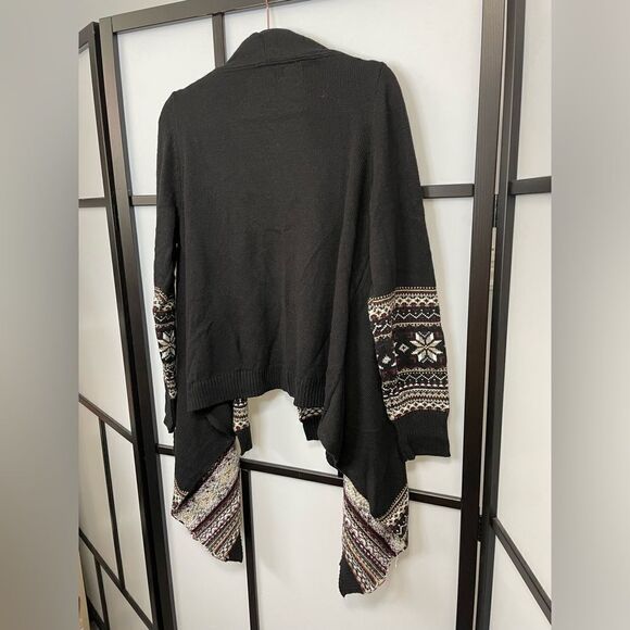 [L] Jessica Black Holiday Cardigan with Creme & Red Fair Isle Snowflake Print - Picture 5 of 10